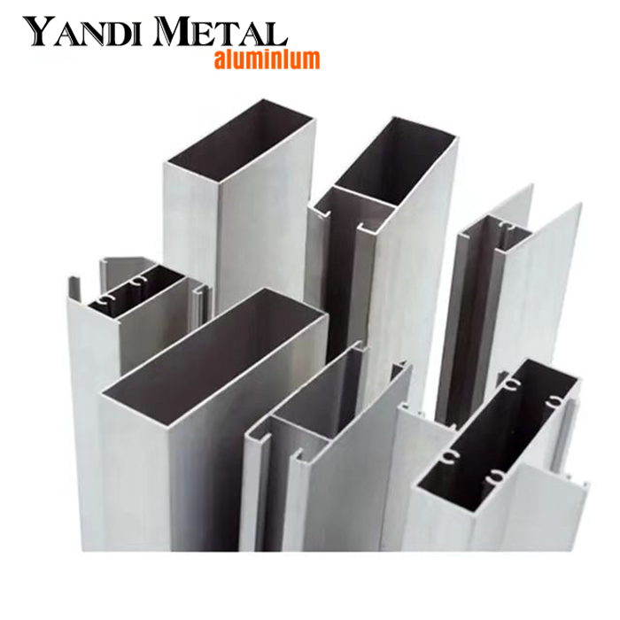 Armoire porte vitrée aluminium Yandi aluminium
