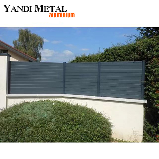 Clôture en aluminium à panneau mural conçue sur mesure pour clôture de jardin en aluminium Yandi