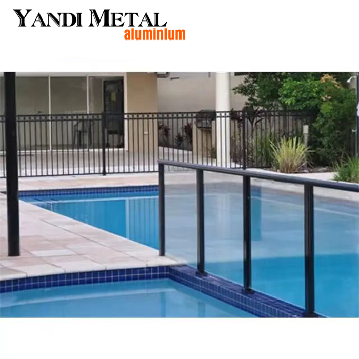 Plaque de clôture en aluminium, clôture de piscine en alliage, revêtement en poudre Yandi, clôture métallique moderne, jardin extérieur