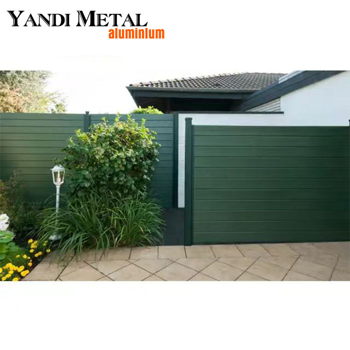 Clôture en aluminium noir, clôture de sécurité résidentielle, panneau de clôture en aluminium WPC pour jardin, offre spéciale