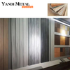Matériau de lattes privées composites bon marché, clôture de jardin en bois extrudé, panneau en plastique et bois, cadre en aluminium, ensemble extérieur, offre spéciale