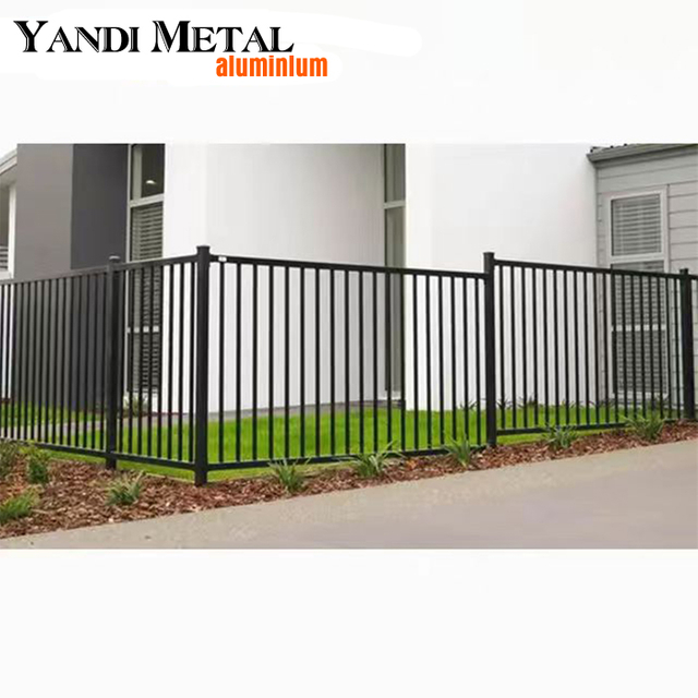 Panneau de persienne d'extérieur, clôture à lattes de sécurité en aluminium élégante, clôture décorative de jardin en aluminium