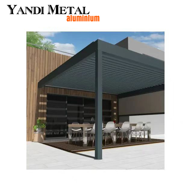 Gazebo extérieur réglable de luxe en aluminium de jardin pergola en verre de persiennes électriques modernes faites sur commande