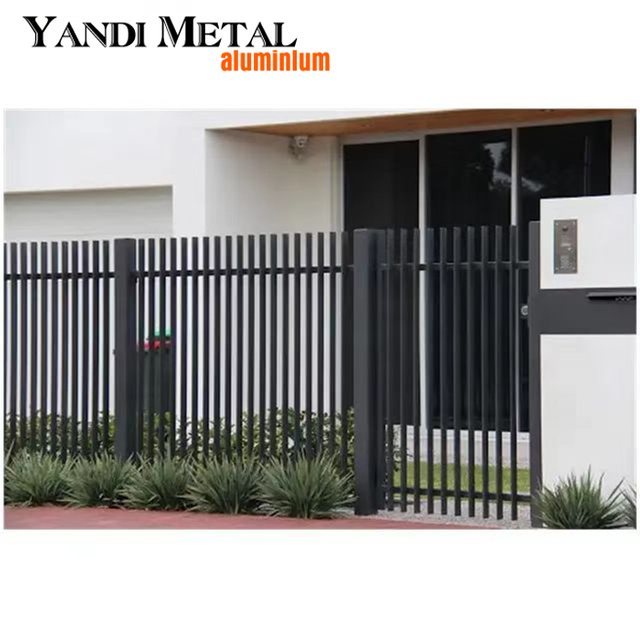 Haute qualité maison intimité aluminium panneau de clôture décoratif conception clôture de sécurité poste clôture de sécurité