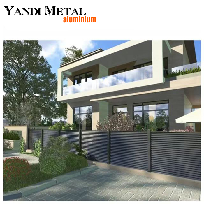 Clôture composite en aluminium pour intimité de conception nouvelle, panneaux de clôture horizontaux en aluminium pour jardins et piscines