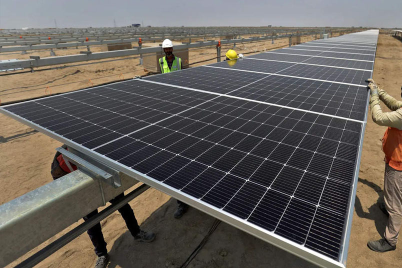 Aluminium extrudé dans les infrastructures d’énergie verte : fermes solaires et plus encore