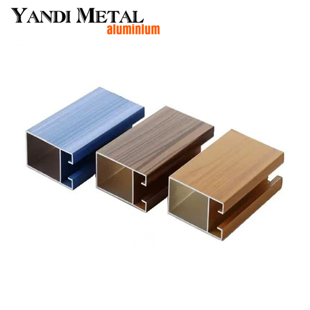 Profilés de cadre vierges extrudés en aluminium sur mesure pour traitement de surface Profils extrudés en aluminium