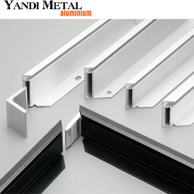 Panneau solaire en aluminium de cadre de profil fait sur commande de profil en aluminium industriel de cadre en aluminium