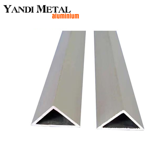 Profilés extrudés en aluminium Perfil De Aluminio T3-T8 à revêtement en poudre commun en gros pour matériaux de construction